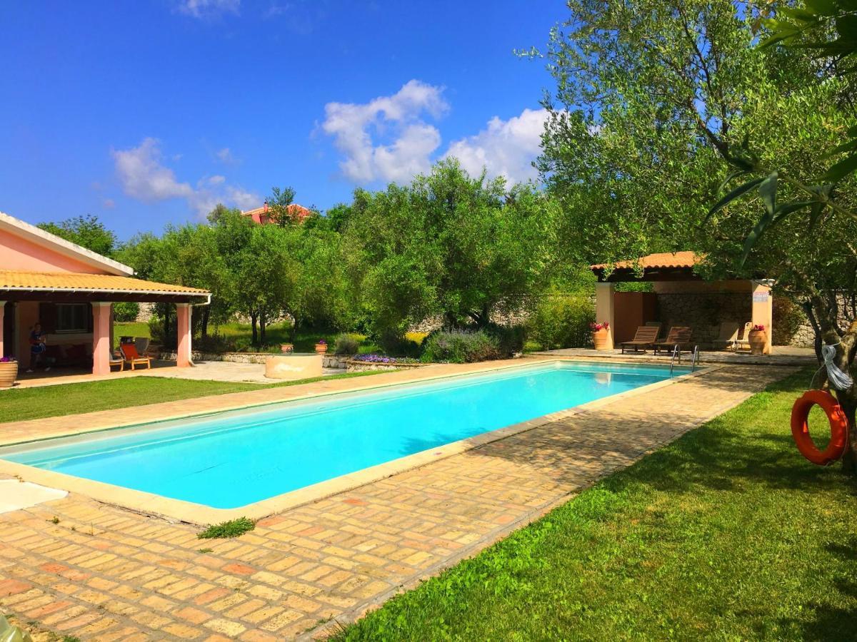 Villa Kleopatra Pouládes Zewnętrze zdjęcie